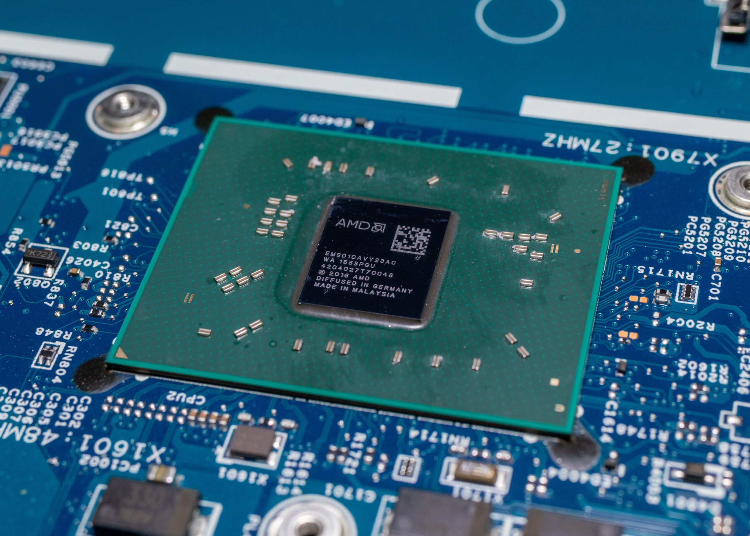 Prozessor-Die - Was ist ein CPU-Die? - HardwarePros
