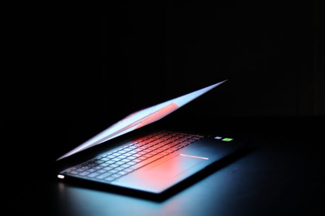 Wann sind Laptops am günstigsten? – Die 4 besten Zeiten zum Kauf eines neuen Notebooks